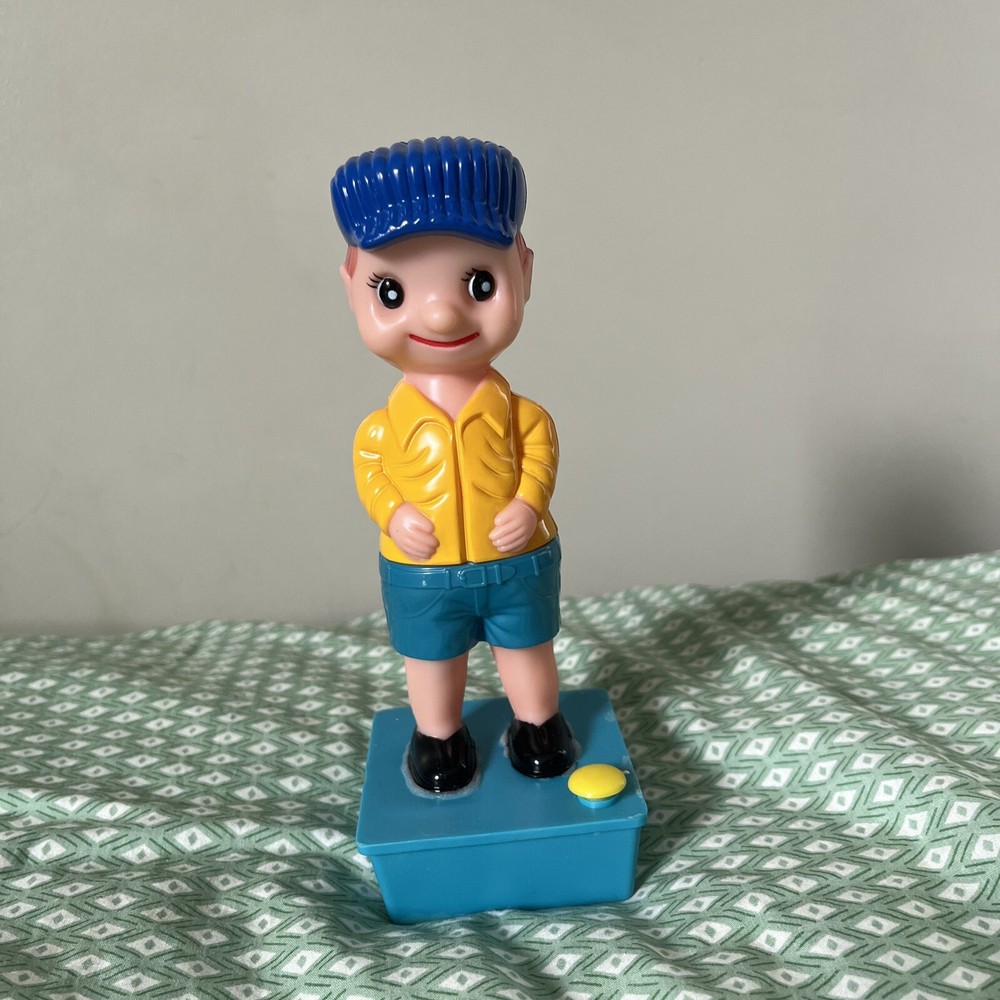 Wee Wee Water Squirter Boy