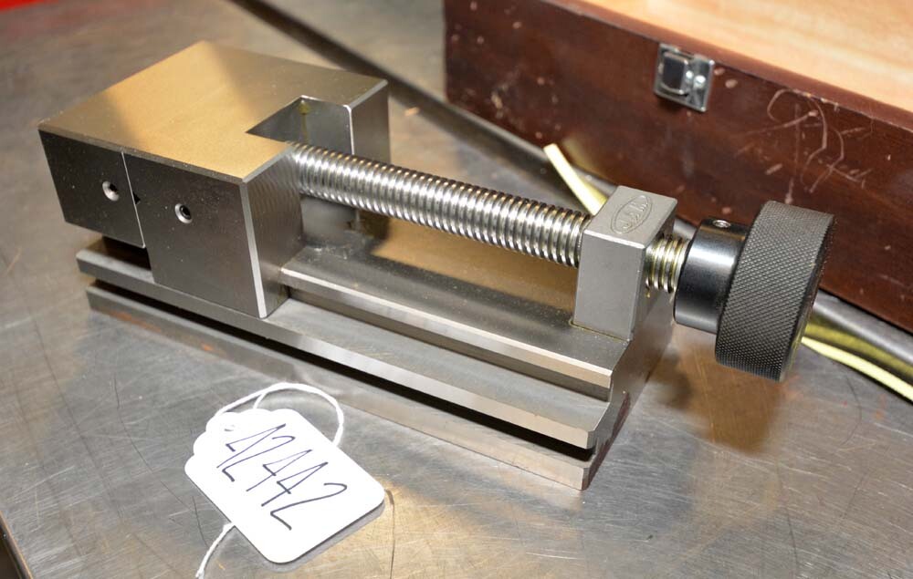 Japan Automatic Machine Co. Precision Vise (Inv.42442)