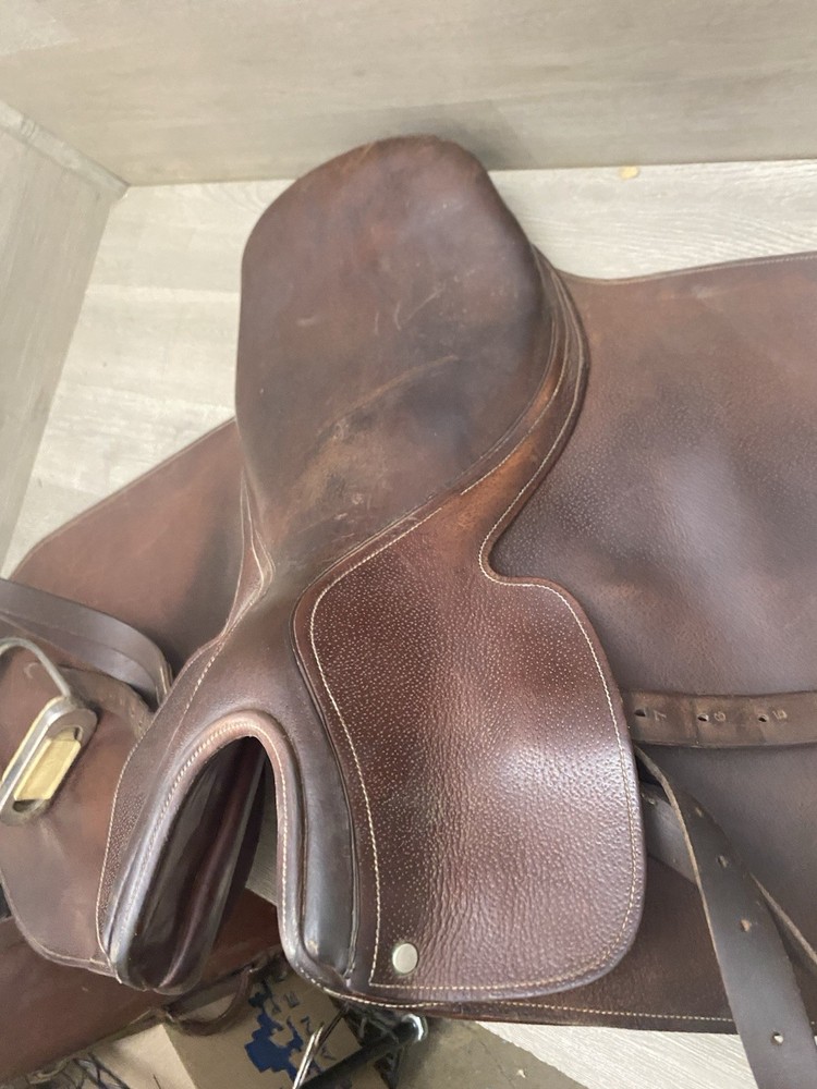 English Leather Close Contact Saddle Unknown Maker VGC