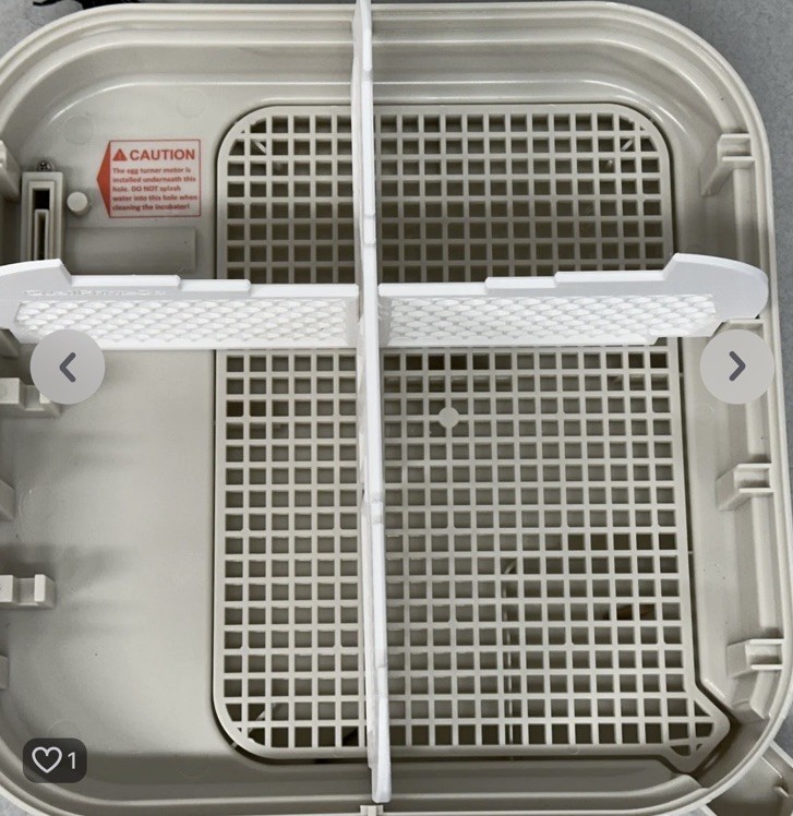 Maticoopx 20 egg  Incubator Hatching Divider Egg Separator. (2 Dividers)