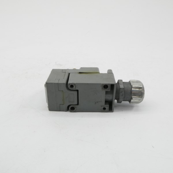 SQUARE D 9007C52F SER. A UNMP