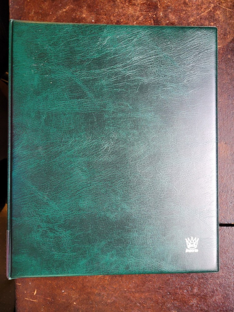 USED IMPORTA 4-RING BINDER WITH 15 PLASTIC PAGES 6 POCKETS W/SLIP COVER