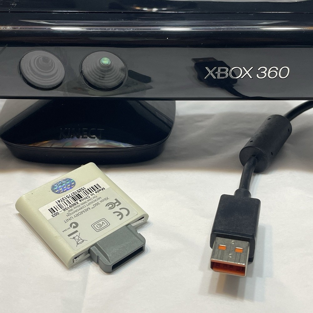 Microsoft Xbox 360 Kinect Motion Sensor 1414 + Memory Unit
