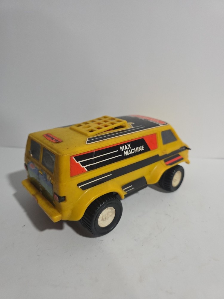 Vintage 1978 Scharper Max Machine Remote Control Van 8” long no controller