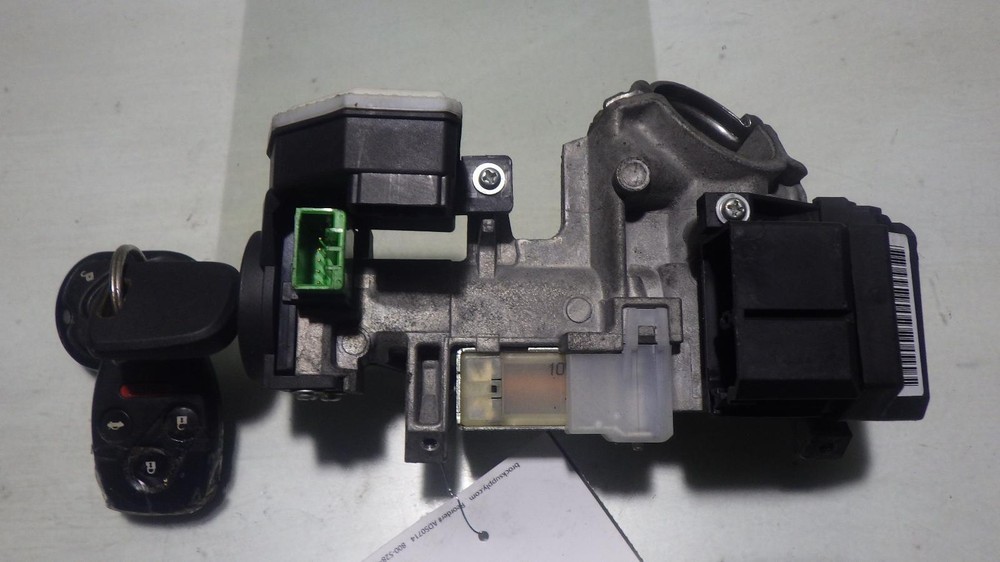 10 HONDA ACCORD Ignition W/Key