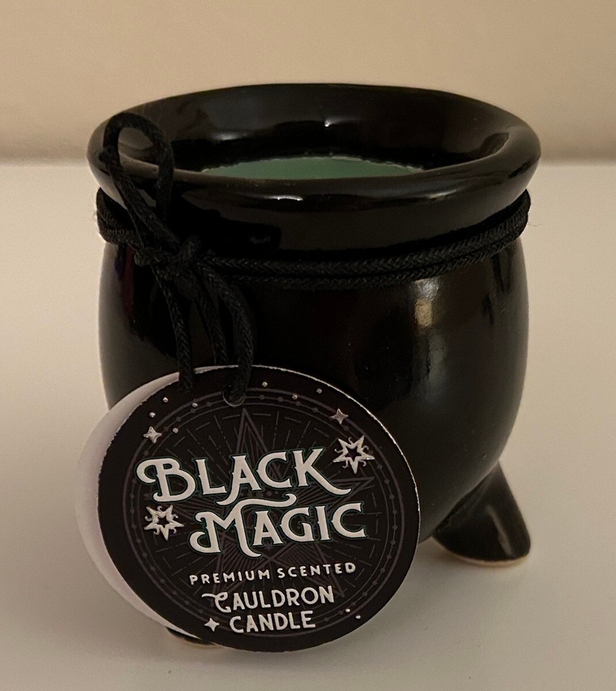 Green Luck Candle in a Ceramic Cauldron!