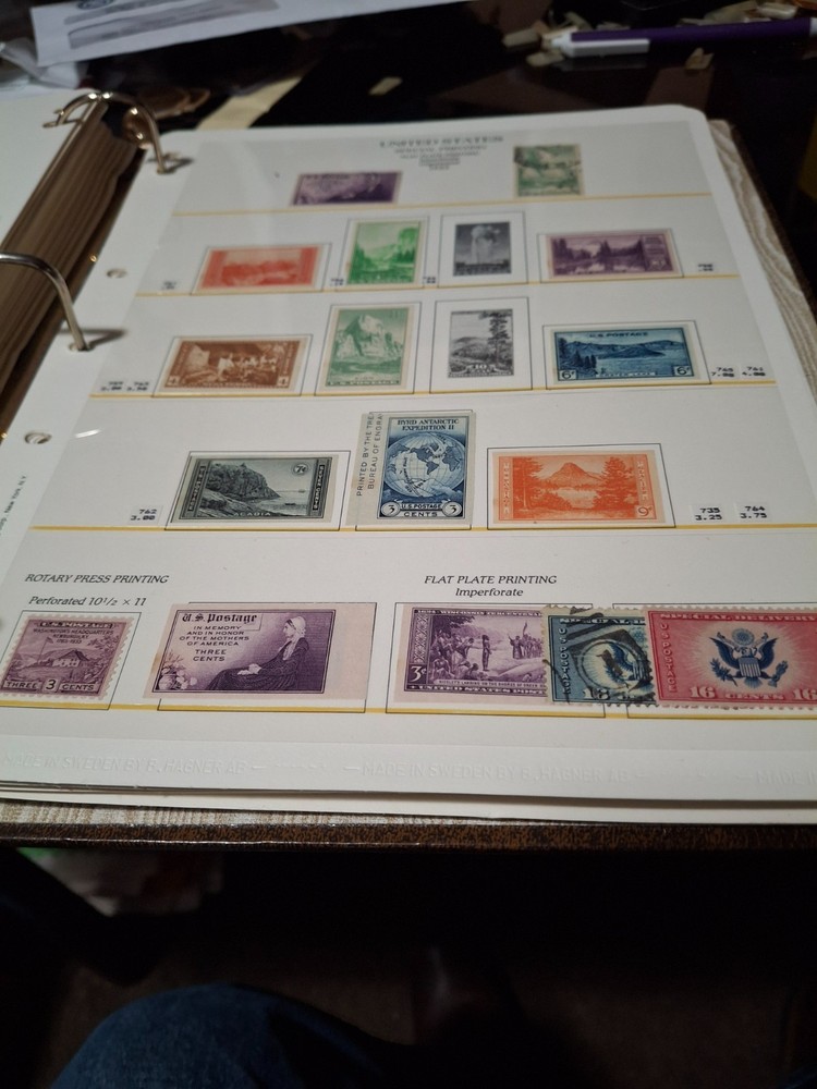 Hagner Hingeless Album for US Stamps to Scott 992