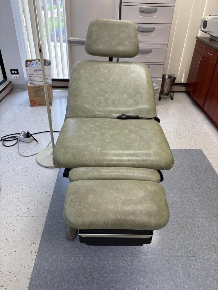 Midmark RITTER 230 Exam Table Chair