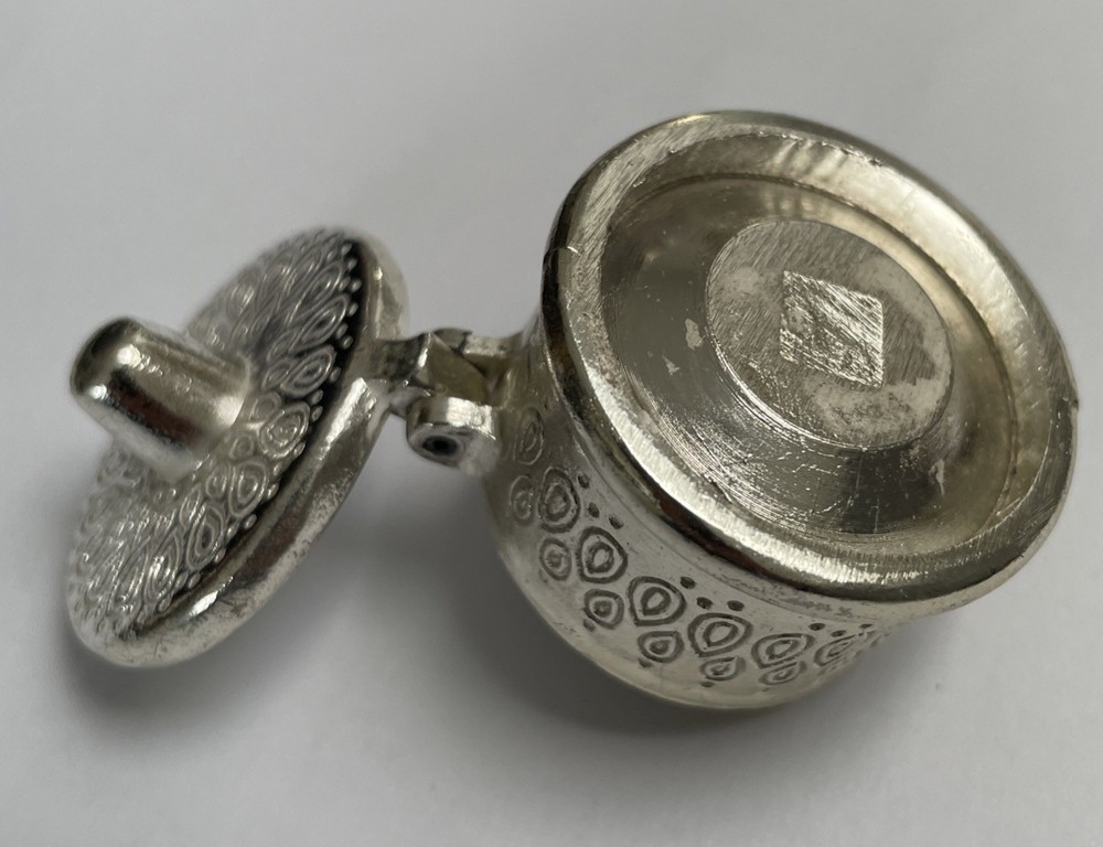 ANTIQUE SILVER PLATED SNUFF PILL BOX