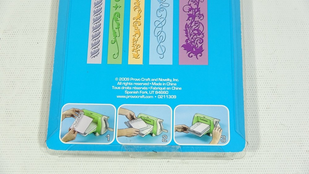 2009 Cuttlebug Embossing Borders Organic Flourish 37-1922