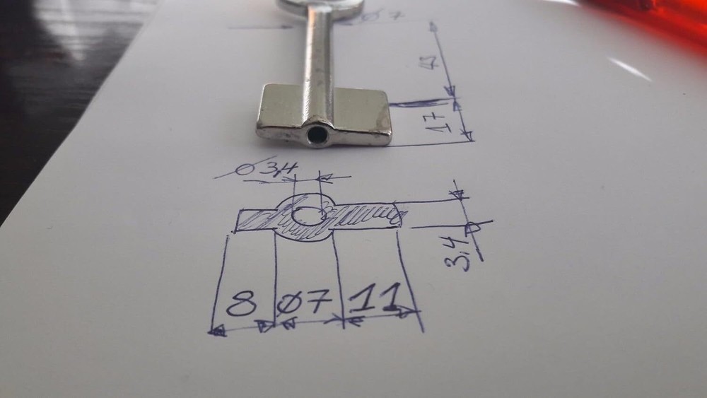 SKS19D /Safe Key blank