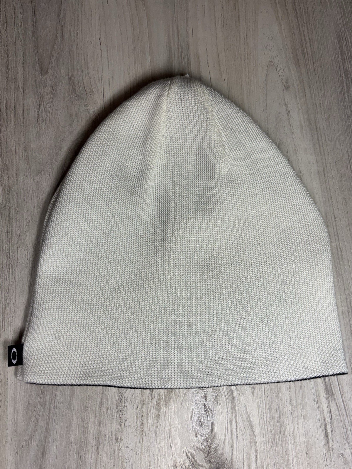 Oakley Black Beanie Ellipse White Reversible Y2K