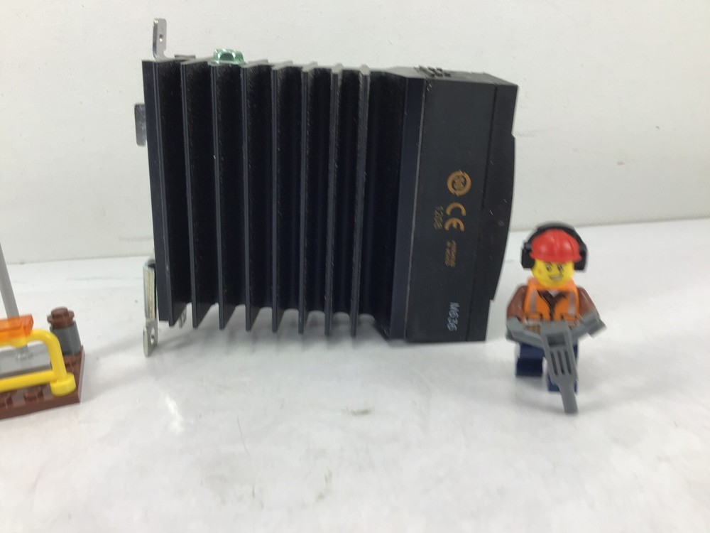 CMRD4835 CRYDOM SOLID STATE RELAY - **NEW OLD STOCK!**