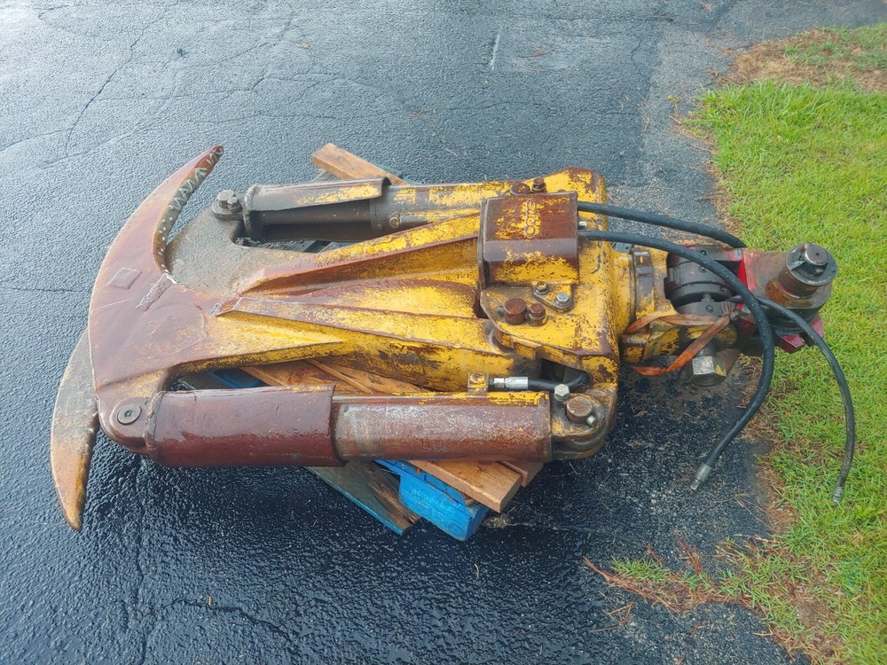 D5H Grapple Skidder Grapple AS Shown