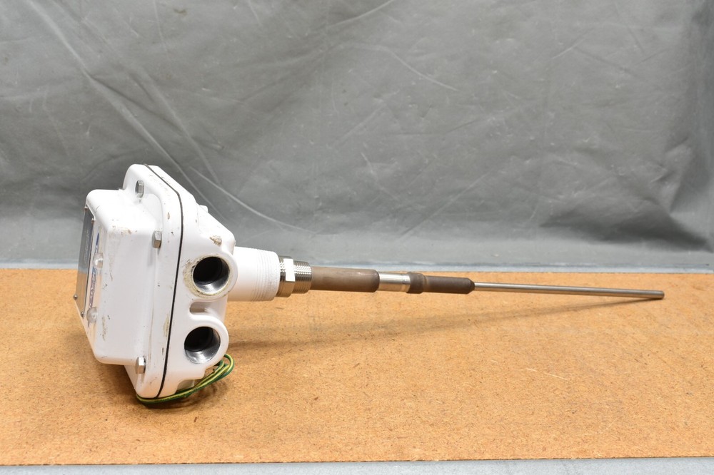 Bindicator VRF2A0G1A, Level Control Sensor, 85-265 VAC, DPDT 6 Amp @ 240 VAC, 4X