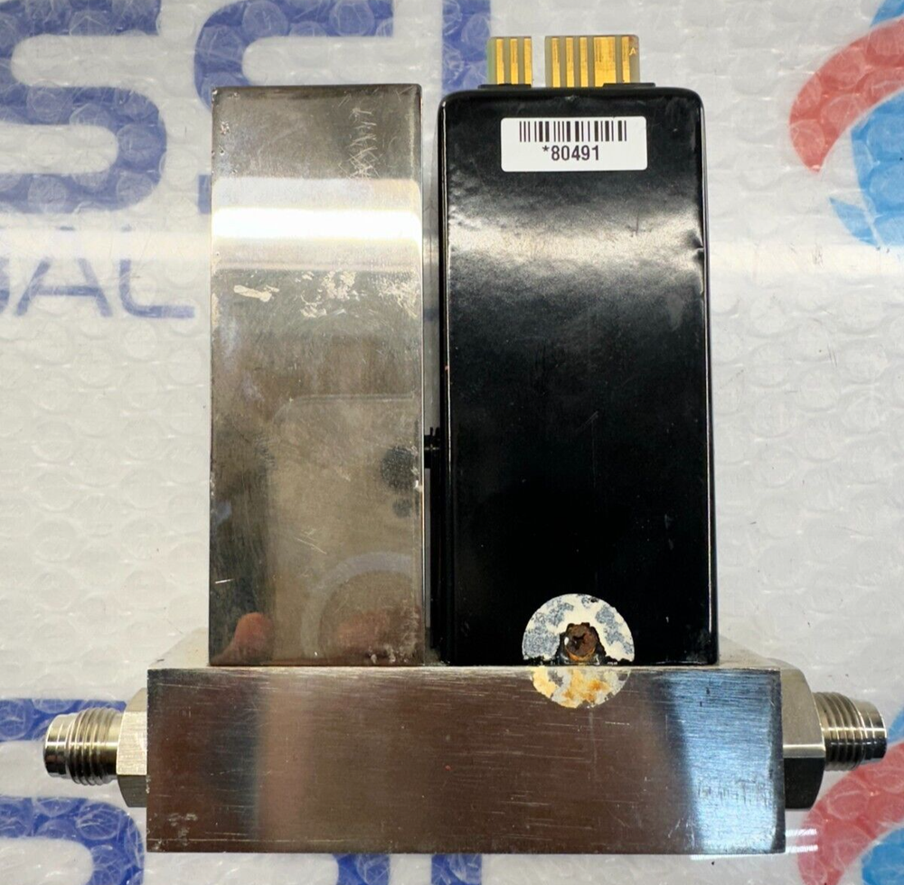 UNIT UFC-2020 MASS FLOW CONTROLLER GAS:02 RANGE:15 SLM