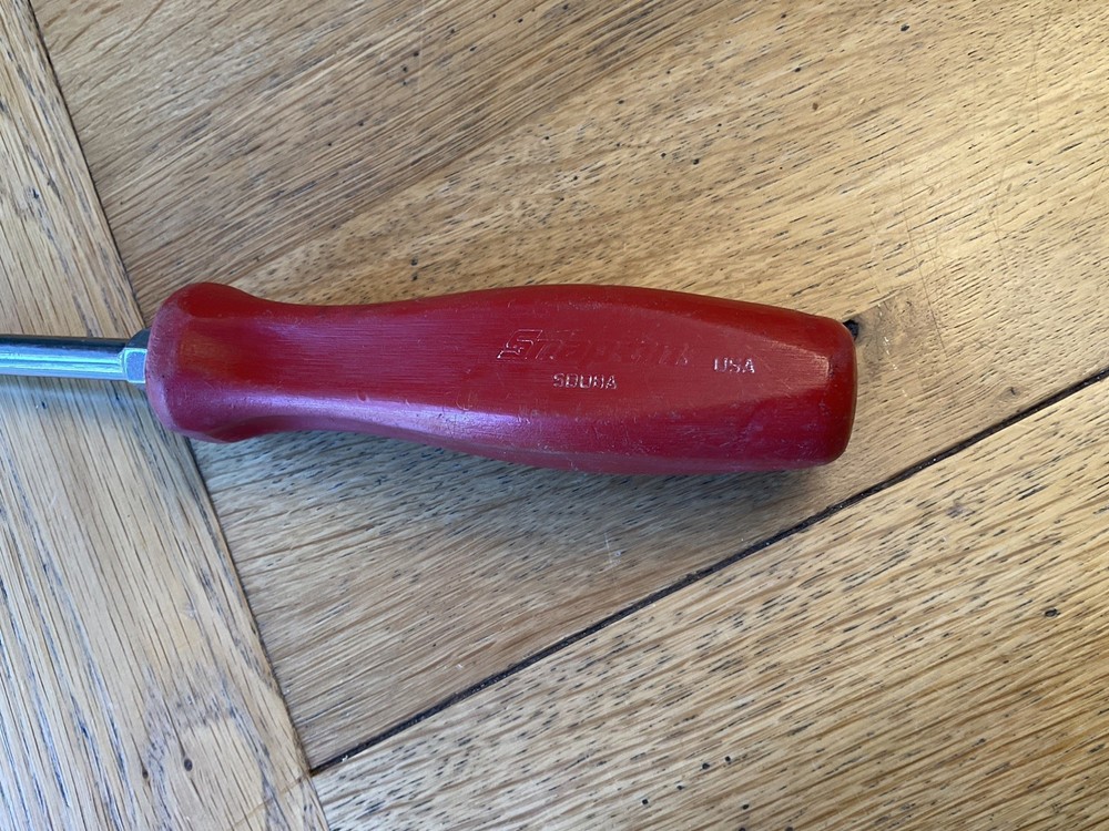 Snap On Tools SDD8A Flat Tip Red Screwdriver Hard Handle USA