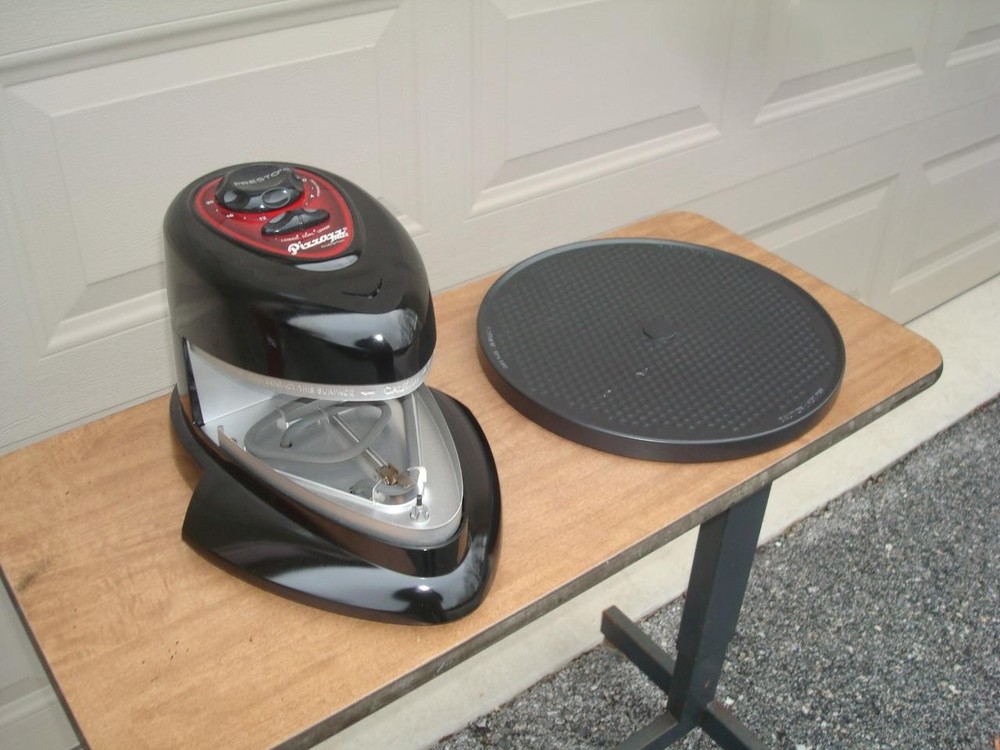 Presto Pizzazz Plus Rotating Pizza Oven 0343003 Dual Element Black Tested - Nice