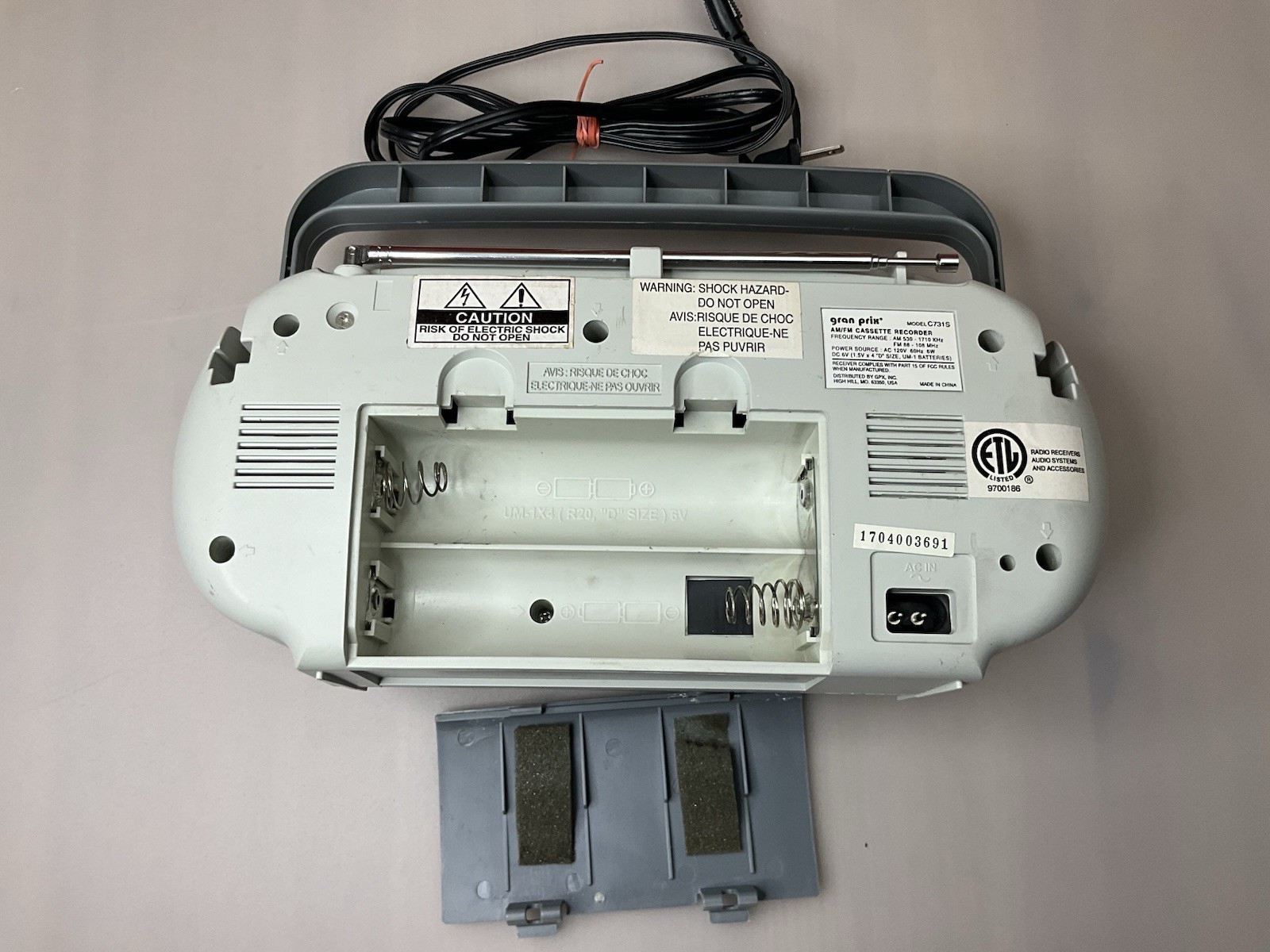 GPX AM/FM Radio Cassette Player Recorder Boombox AC/Battery Tested Worksn