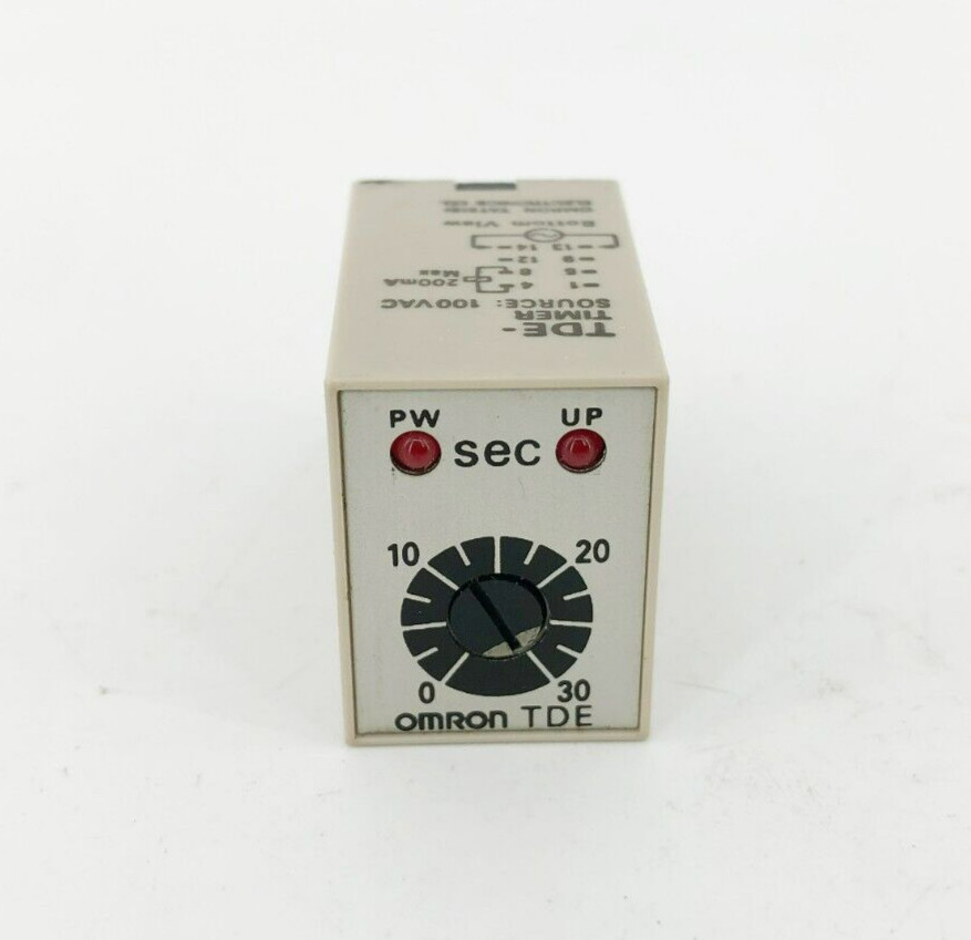 New Omron Type TDE Timer 100VAC 30s.