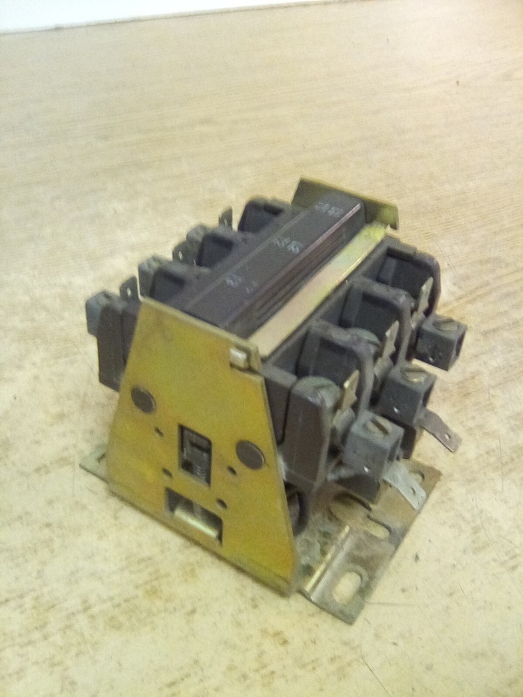 Sylvania A77-288502-134 Contactor