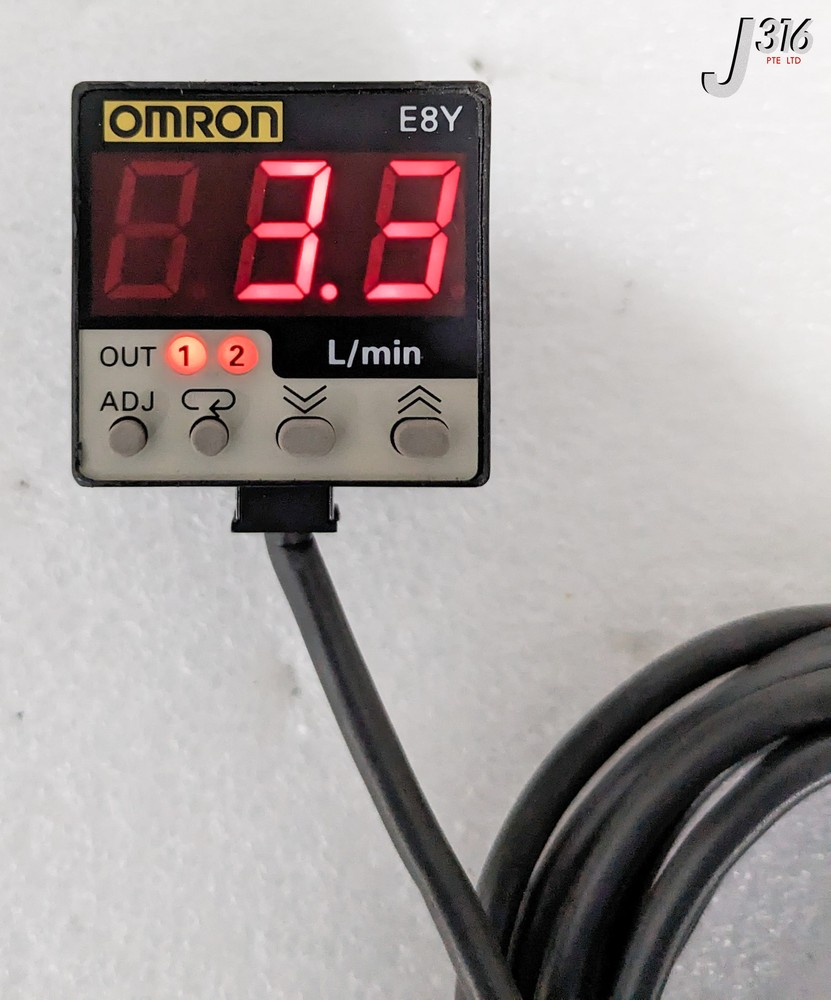 35748 OMRON DIFFERENTIAL PRESSURE SENSOR E8Y-A5C-F20H