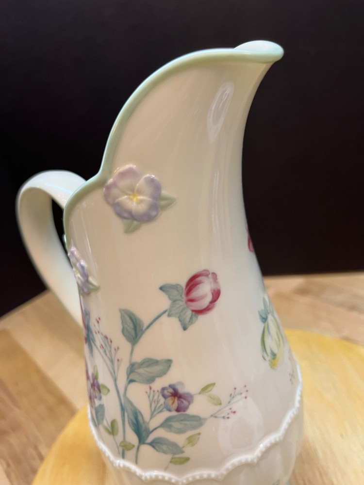 Lenox Spring Bouquet Pattern Embossed Flowers Ribbed 10" Pitcher 2003