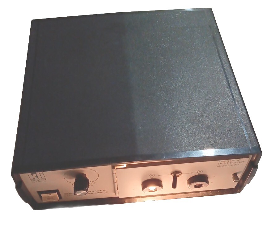 KLI Fiber Optic Light Source KL 300