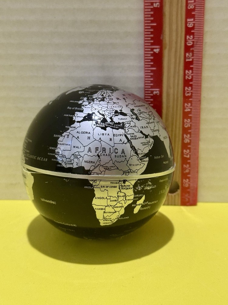 Loose Black Globe (Hard Plastic)