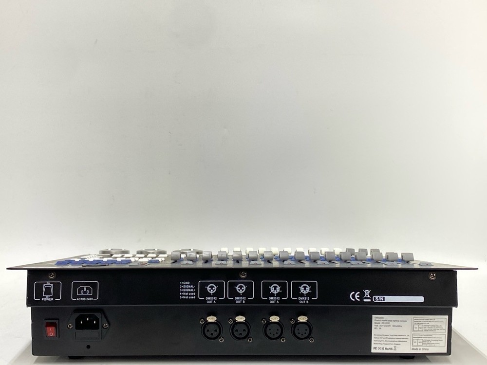 KingKong 1024 Controller DMX Controller Lighting Console w/ Case (UD1040110)