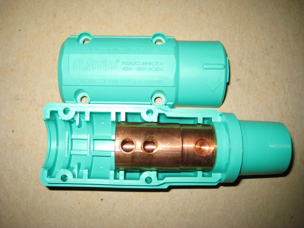 Advanced Devices CL Series CL2F Inline female locking plug connector Green