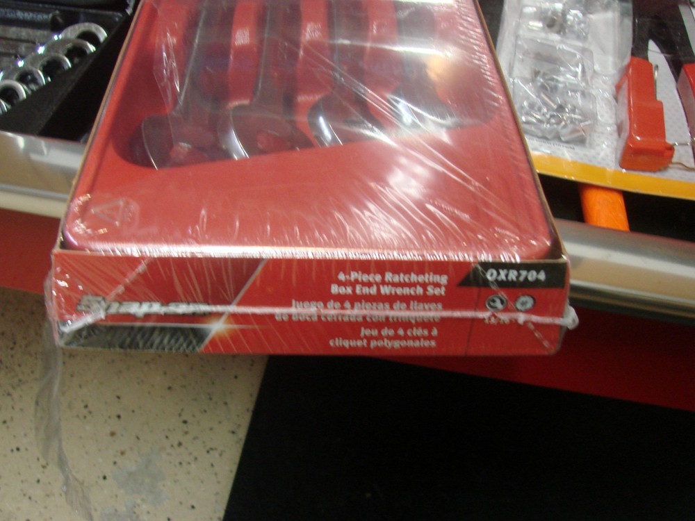 master techs tools and roller