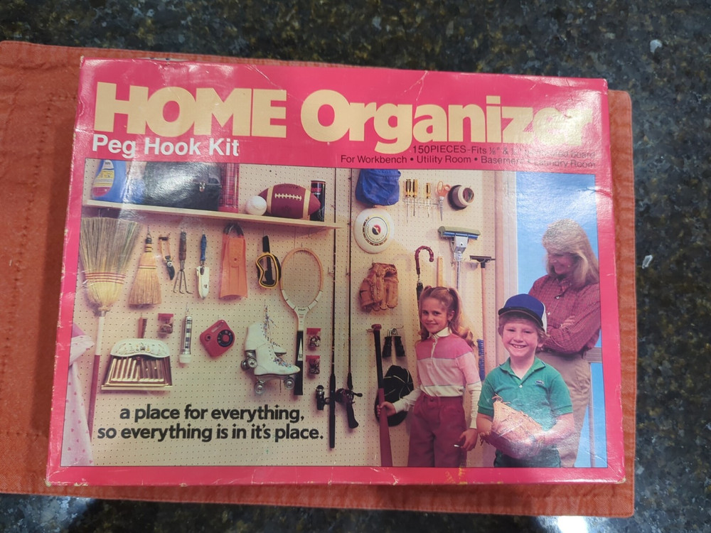 Vtg Home Organizer Peg Hook Kit 150 Piece Set