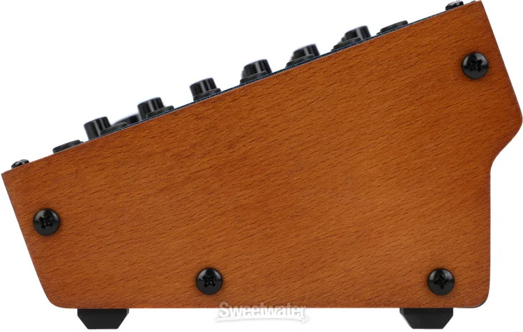 Behringer Proton Paraphonic Analog Synthesizer