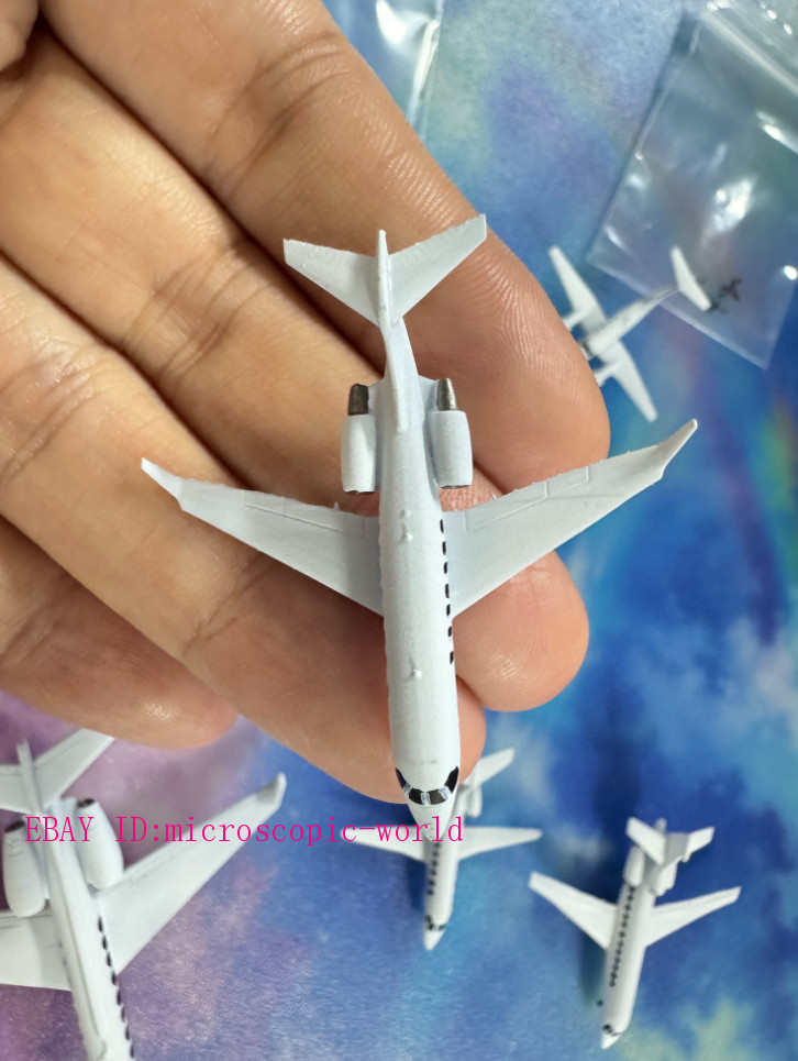 8Pc 1/500 Scale Aircraft Model 1*PC-12 1*PC-24 1*G650 2*B200 1*F900 1*DHC6 1*605