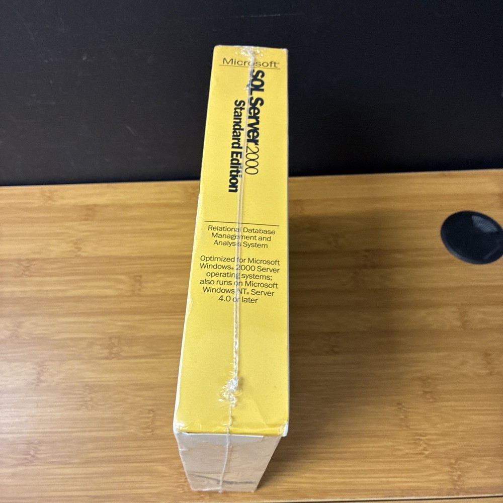 Microsoft SQL Server 2000 Standard Edition (includes 5 Client Access) New Sealed