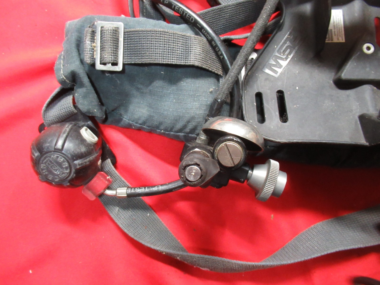 MSA Firehawk SCBA Pack Harness - 4500 PSI WITH RESCUE BELT DESCENDER REGULATOR