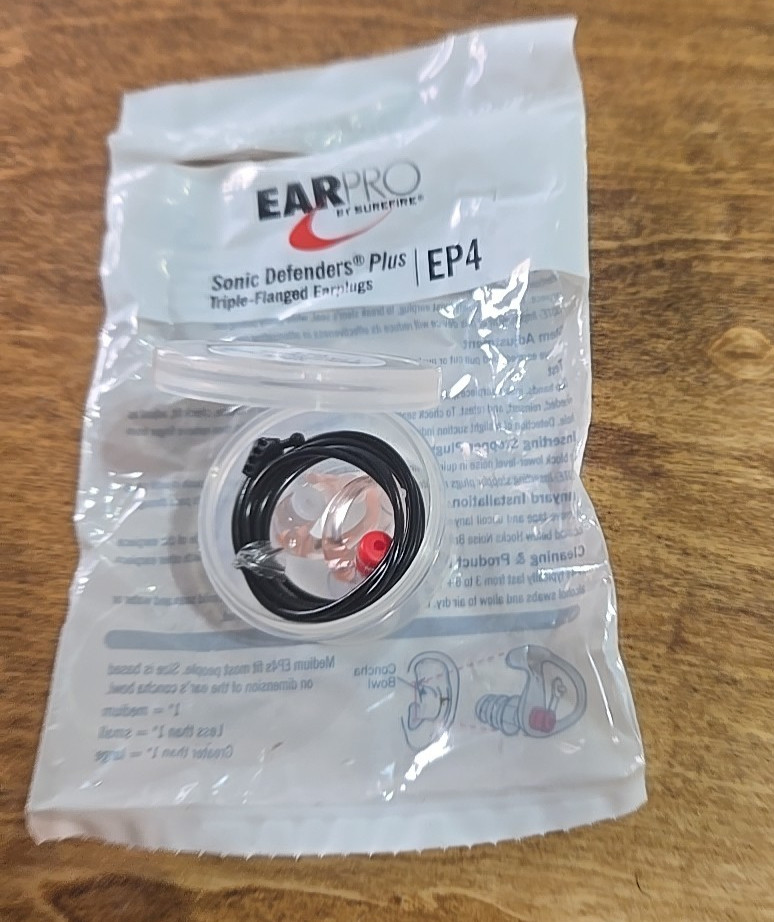 SUREFIRE SONIC DEFENDERS PLUS  EP4-BK   BLACK  Small