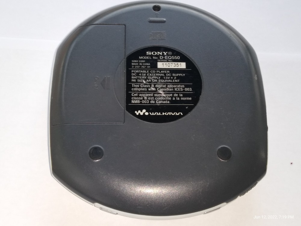 Sony D-EQ550 Portable CD Player Walkman