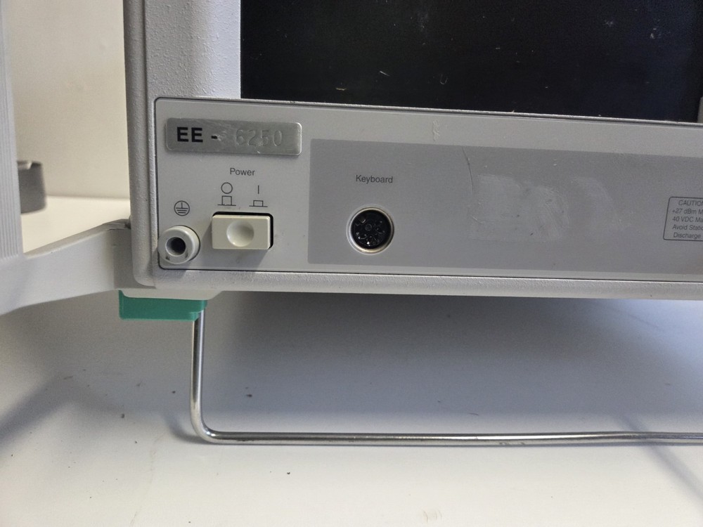 Anritsu MS4622B 10 MHz to 3 GHz S - Parameter Vector Network Analyzer