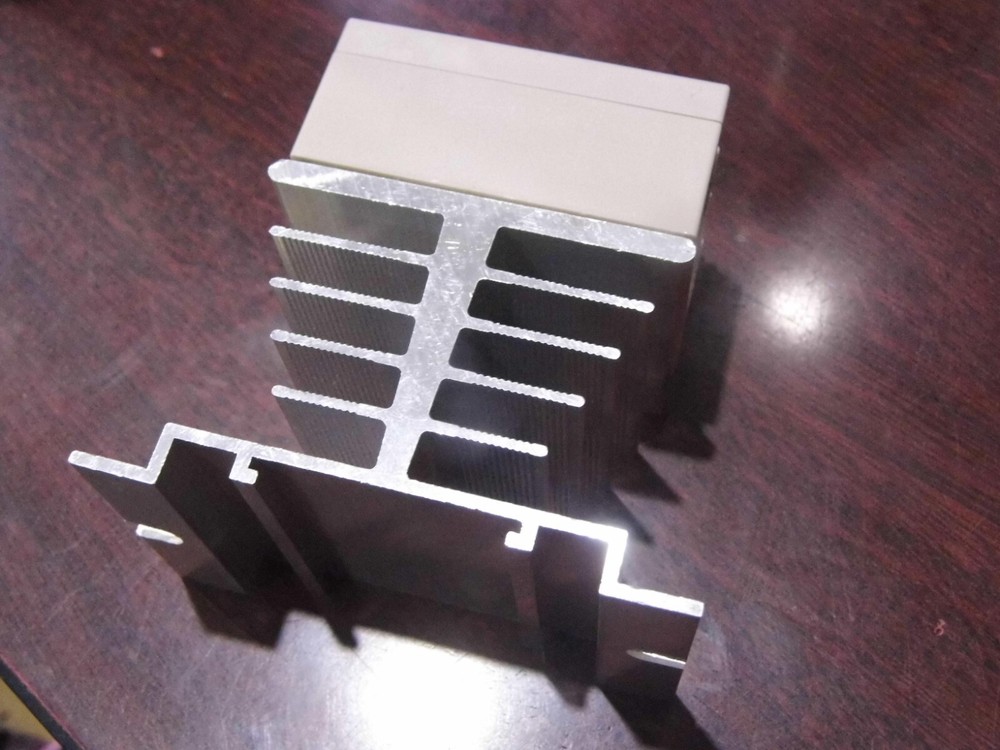 Alesuc Solid State Module SSR-40 DA 24-380Vac 40A (relay)