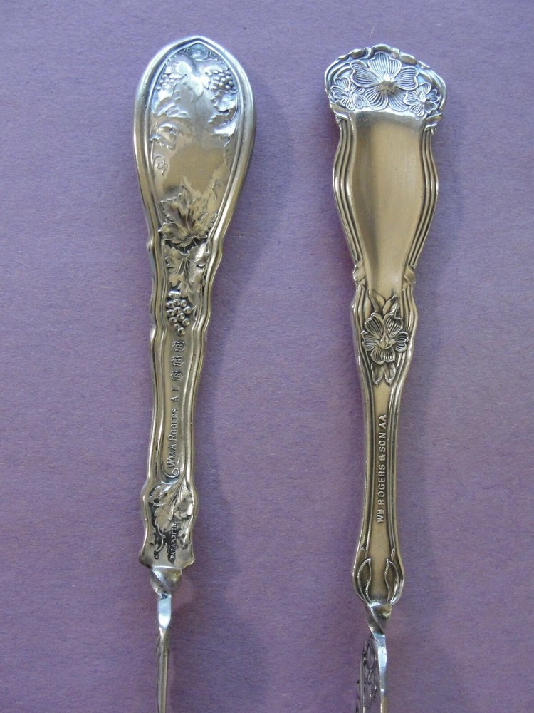 2 Victorian Silver Plate Master Butter Knives La Concorde & Arbutus Silverplate