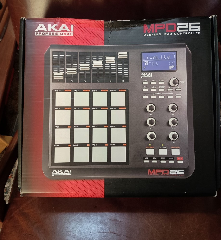 AKAI MPD26 Pad MIDI Controller with Assignable Sliders
