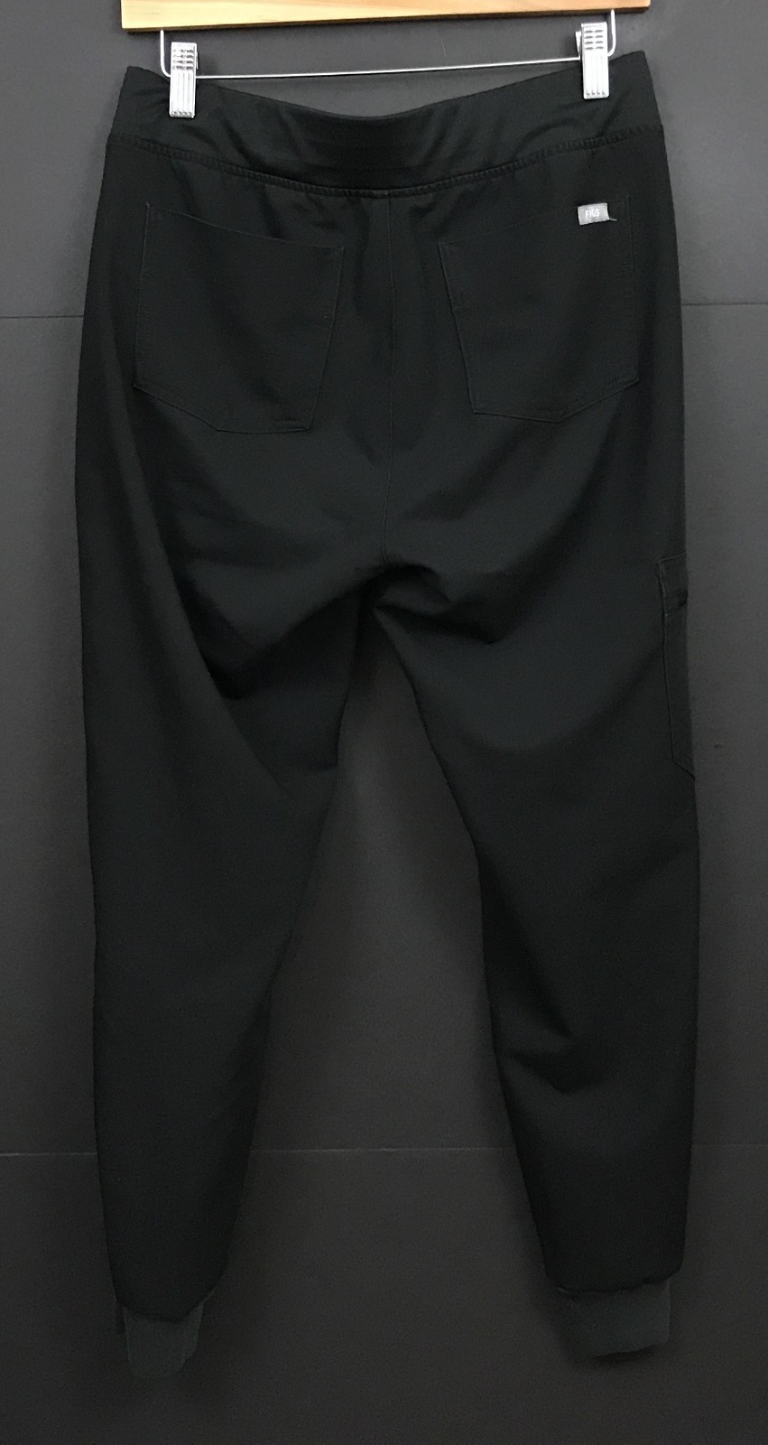 FIGS Catarina One-Pocket Scrub Top & Zamora Jogger Pants Set Black Size SP