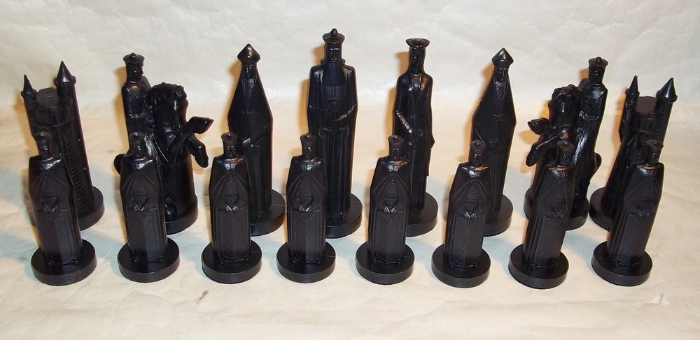 Vintage “Conqueror” Plastic Chess Set - (32) Pcs. Only 1962 Ed.