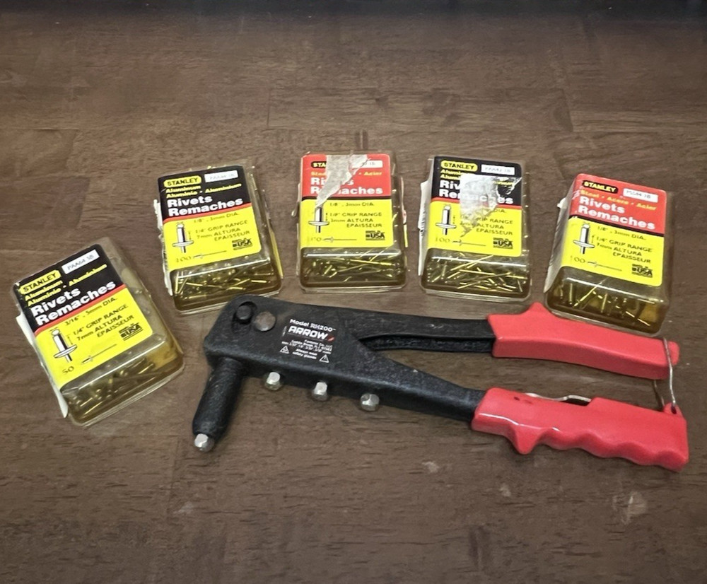 ARROW Model RH200 Fastener Rivet Tool with 400+ Assorted Size Rivets