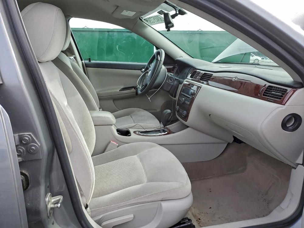 IMPALA 2009 Glove Box 4920969