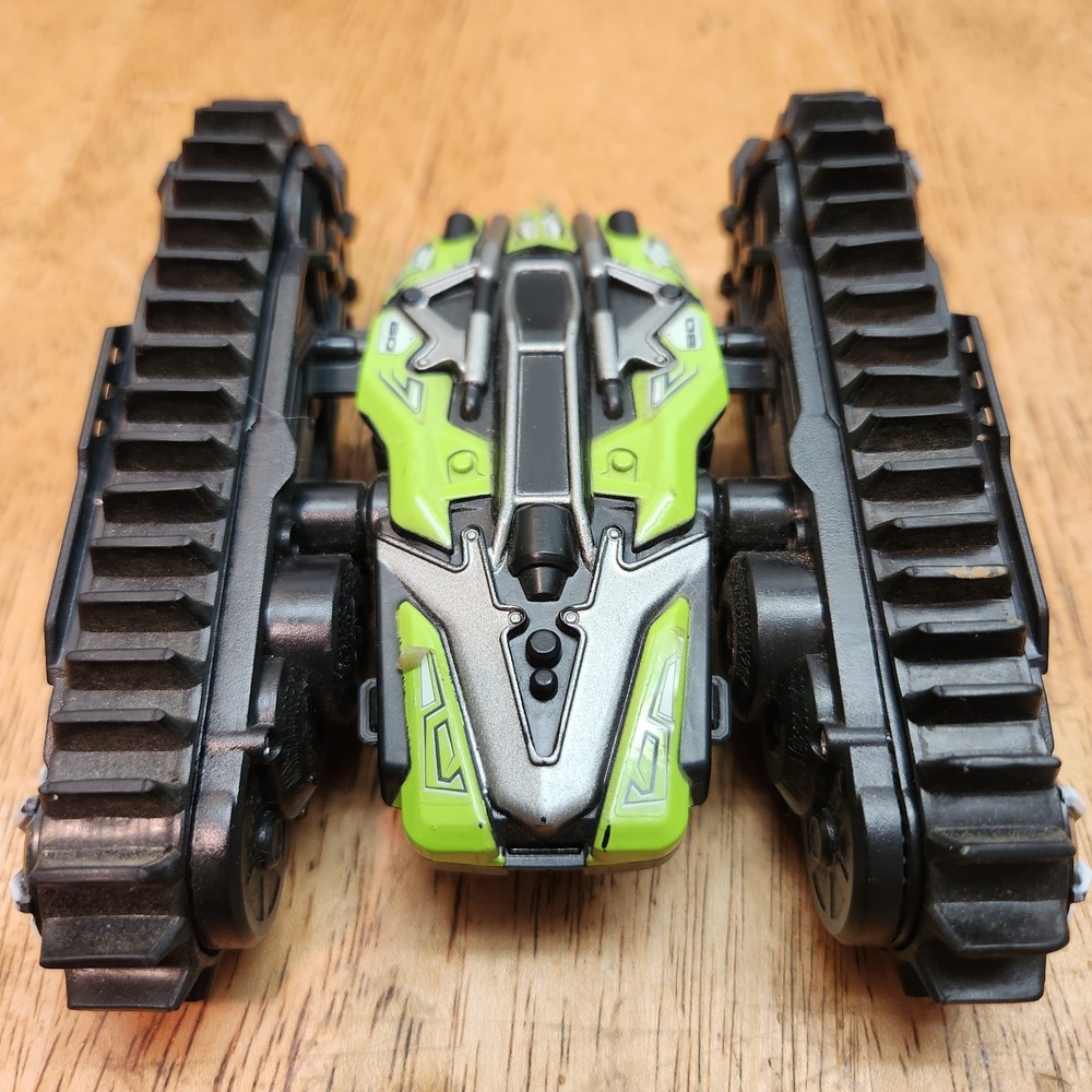 Air Hogs Hypertrax Green High Speed All Terrain Vehicle ATV & Controller