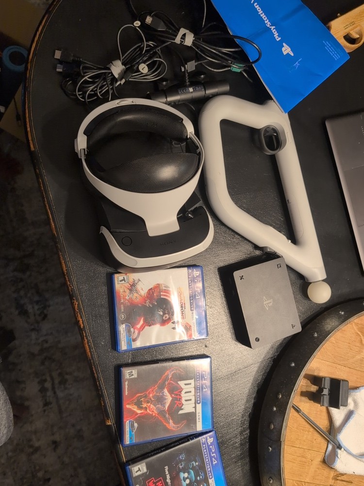 Sony PS VR Bundle w/ PSVR Headset, Aim Controller, Camera, Processor+3 Games