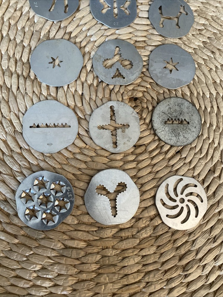 Replacement Cookie Press Discs and Pastry Tips, Unknown Brand, 12 Discs, 1 Tip